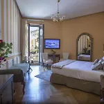 Royal Trinita Dei Monti
