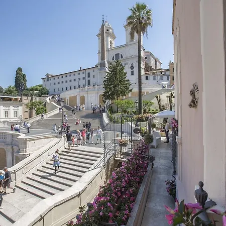 Royal Trinità Dei Monti