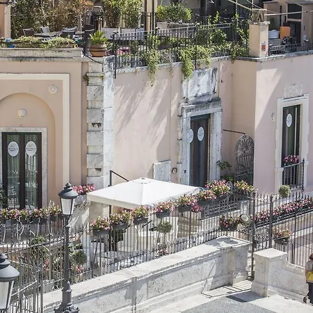 Royal Trinità Dei Monti Hotel 4*