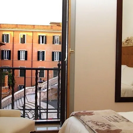 Royal Trinità Dei Monti Hotel 4*