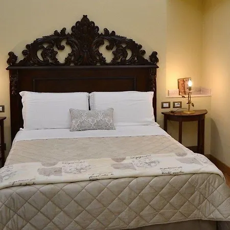 Royal Trinità Dei Monti Hotel 4*