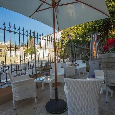 Hotel Royal Trinità Dei Monti 4*