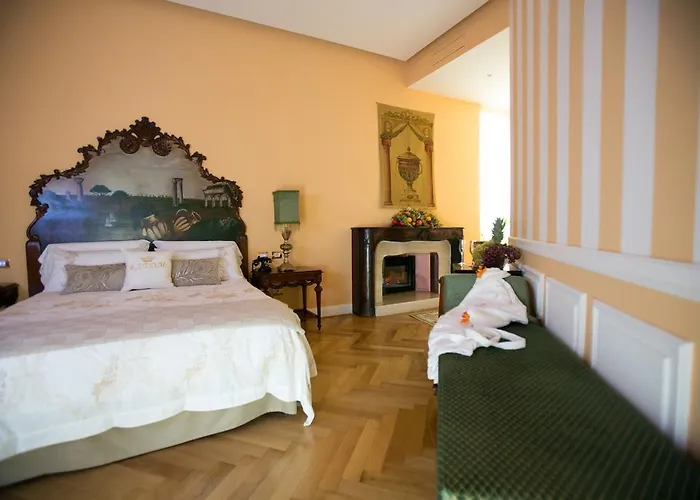 Royal Trinità Dei Monti Hotel