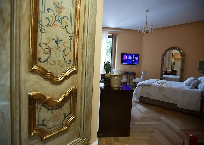 Royal Trinità Dei Monti Rome