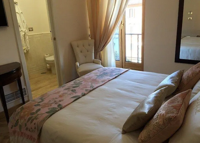 Royal Trinità Dei Monti Rome