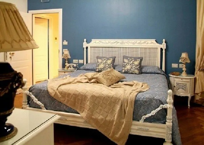 Hotel Royal Trinità Dei Monti 4*