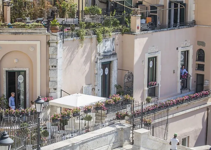 Royal Trinità Dei Monti Rome