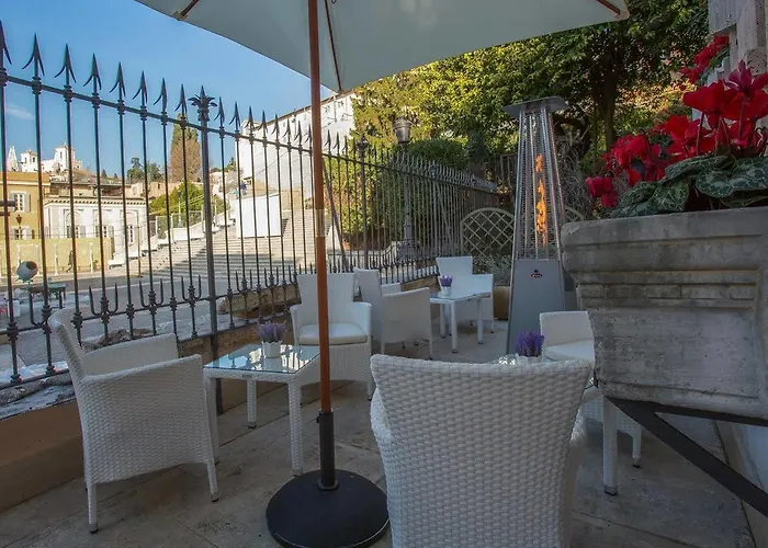 Royal Trinità Dei Monti Hotel 4*