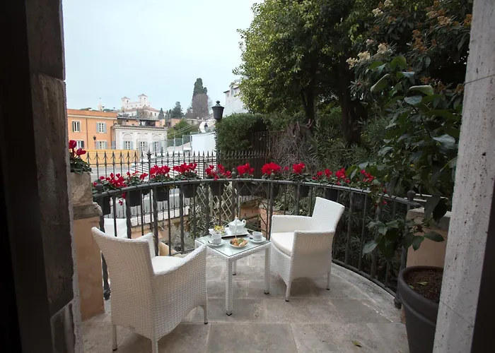 Royal Trinità Dei Monti 4*