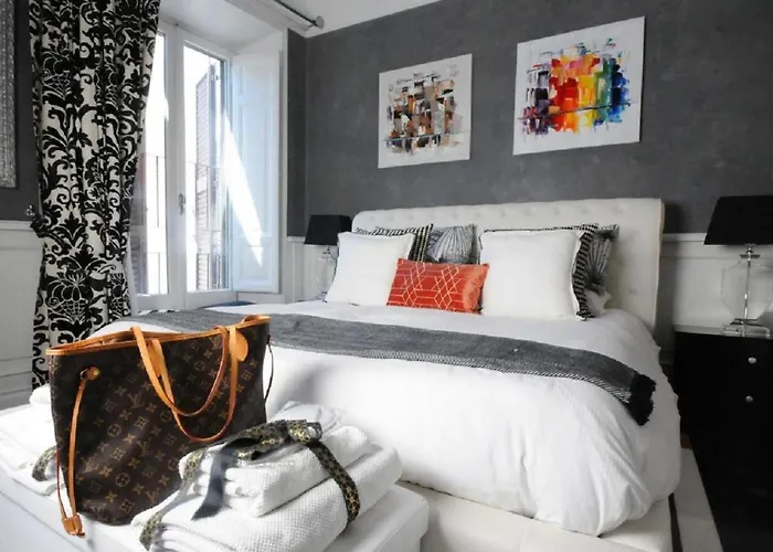 Hotel Royal Trinità Dei Monti 4*